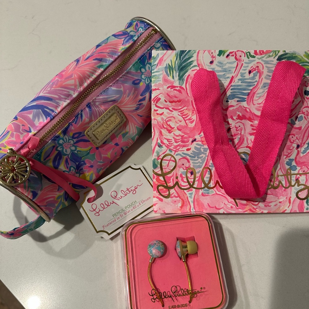 Lilly Pulitzer accessories with gift bag